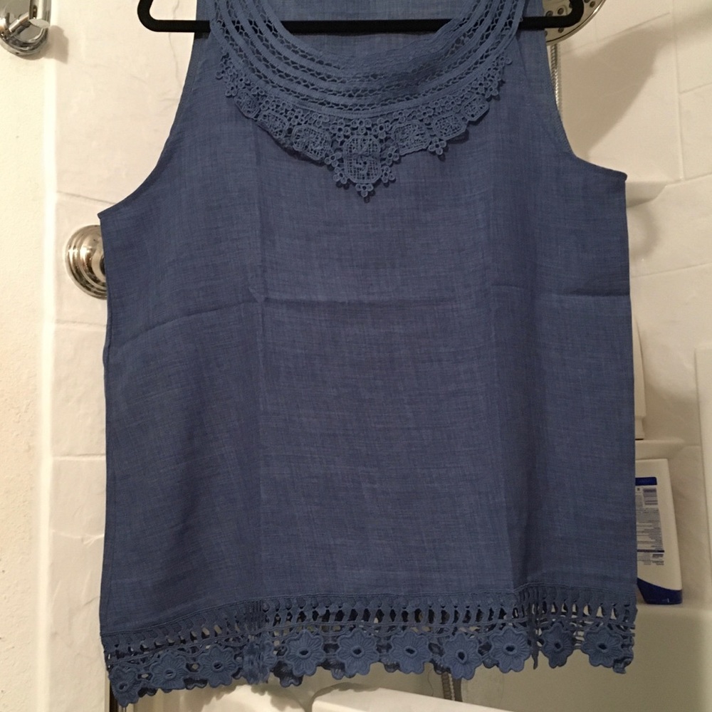 🌈3/$36! BNIB 4X BLUE SLEEVELESS SUMMER BLOUSE